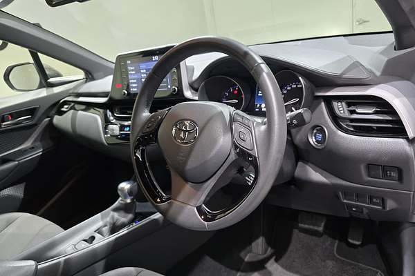 2023 Toyota C-HR GXL NGX10R