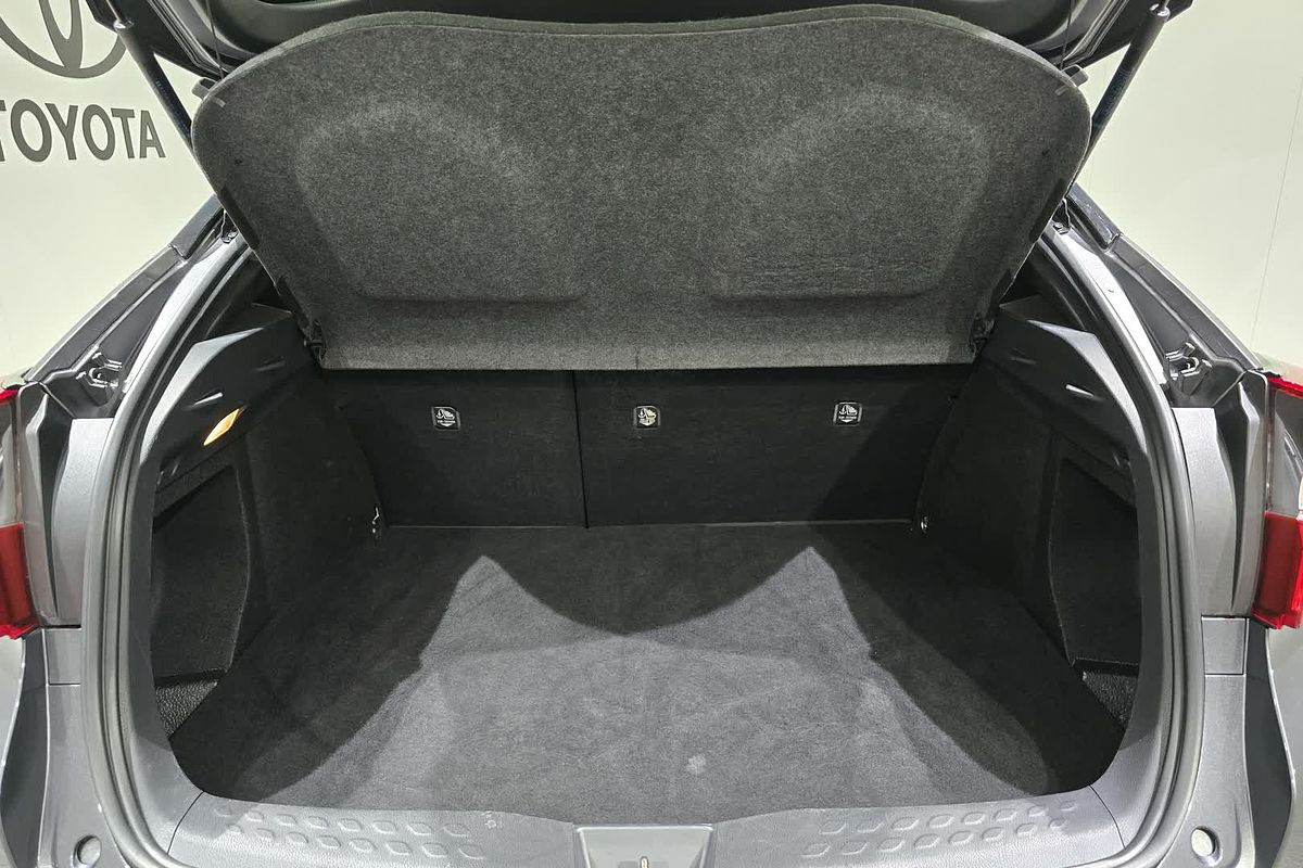2023 Toyota C-HR GXL NGX10R