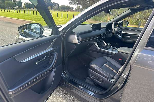 2025 Mazda CX-70 G50e Azami KJ