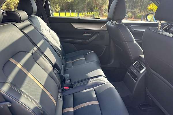 2025 Mazda CX-70 G50e Azami KJ