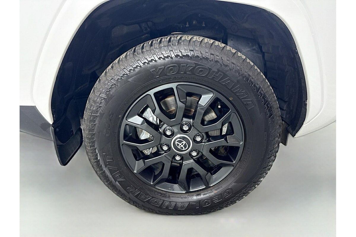 2023 Toyota Landcruiser GX FJA300R