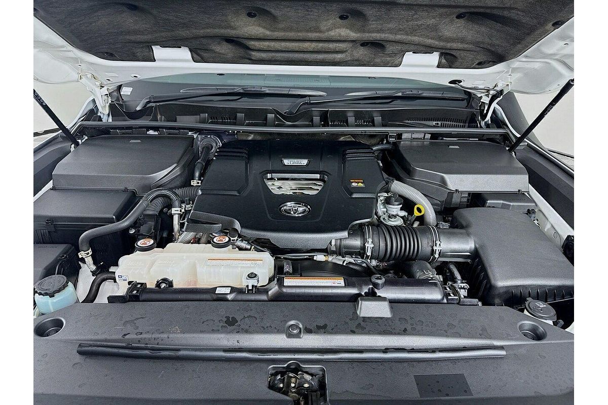 2023 Toyota Landcruiser GX FJA300R