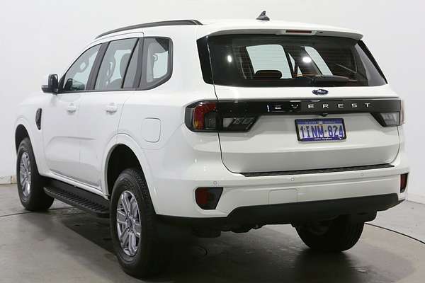 2024 Ford Everest Ambiente 2.0L