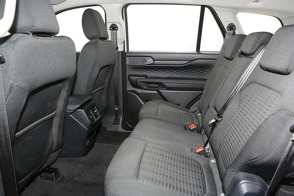 2024 Ford Everest Ambiente 2.0L