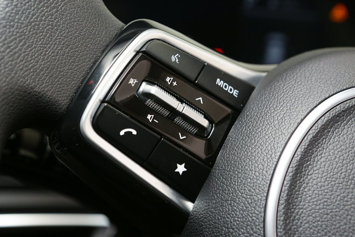 2024 Kia Carnival S KA4