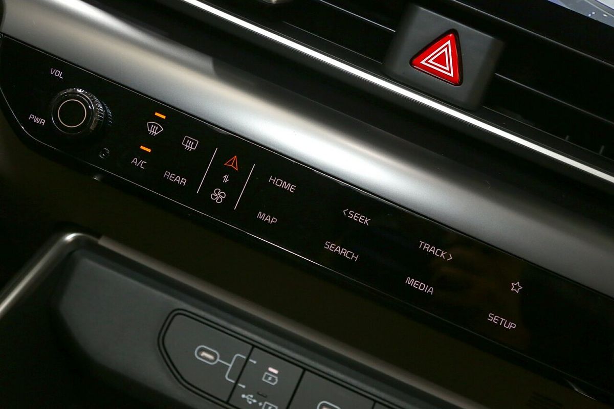 2024 Kia Carnival S KA4