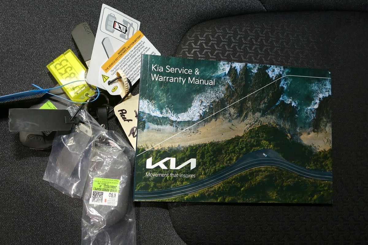 2024 Kia Carnival S KA4