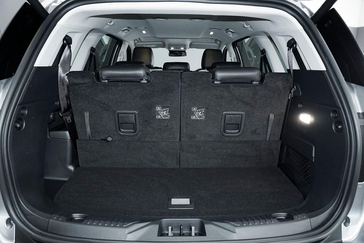 2025 Ford Everest Trend 2.0L