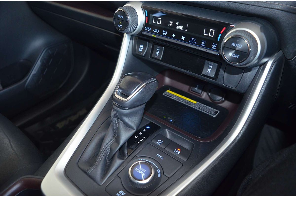 2020 Toyota RAV4 Cruiser AXAH54R