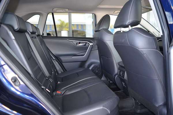 2020 Toyota RAV4 Cruiser AXAH54R
