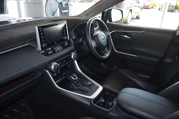 2020 Toyota RAV4 Cruiser AXAH54R