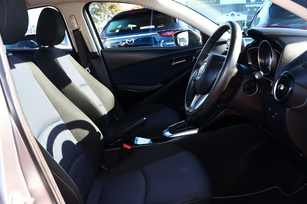 2014 Mazda 2 Maxx DJ Series