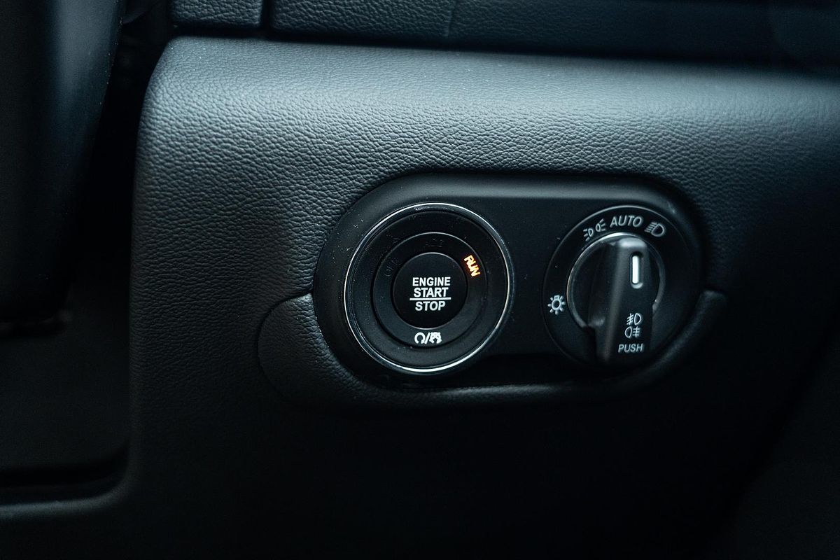 2019 Maserati Levante M161