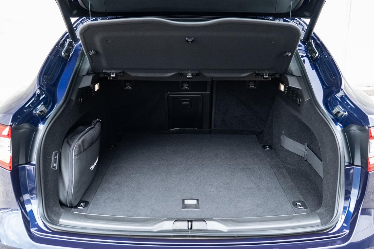 2019 Maserati Levante M161