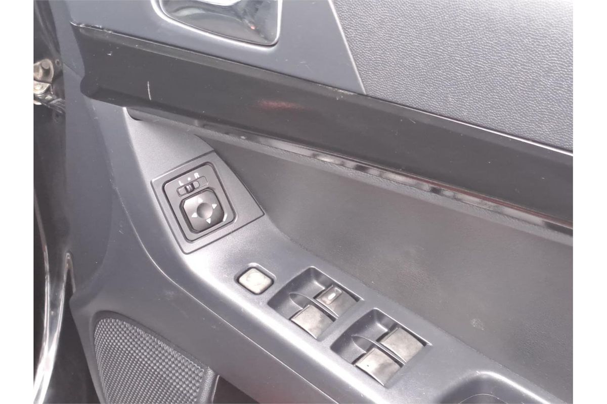 2011 Mitsubishi Lancer SX CJ