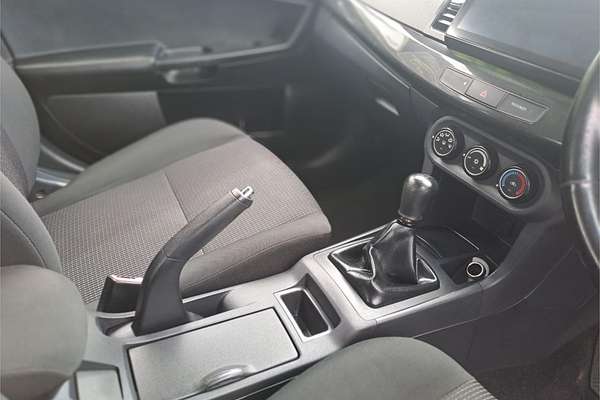 2011 Mitsubishi Lancer SX CJ