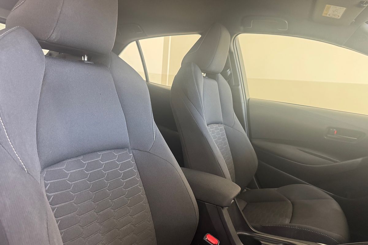 2020 Toyota Corolla Ascent Sport Hybrid ZWE211R