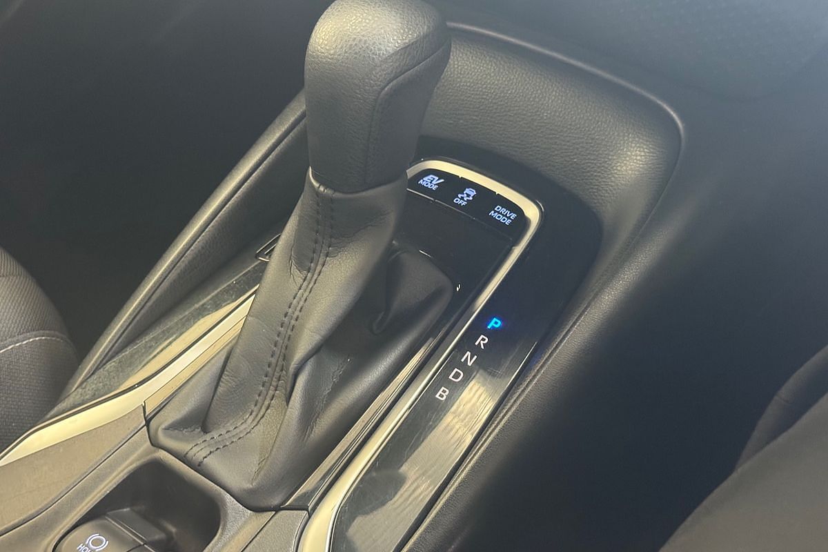 2020 Toyota Corolla Ascent Sport Hybrid ZWE211R
