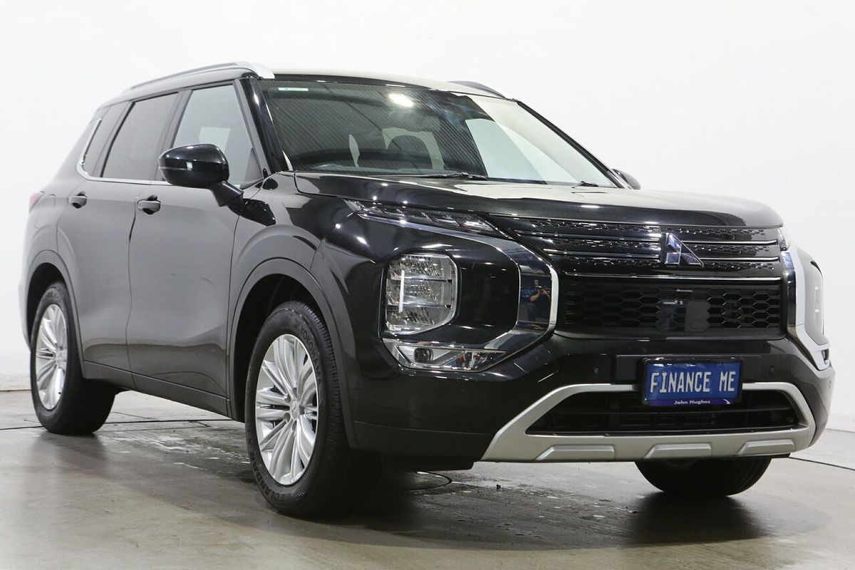 2024 Mitsubishi Outlander LS ZM