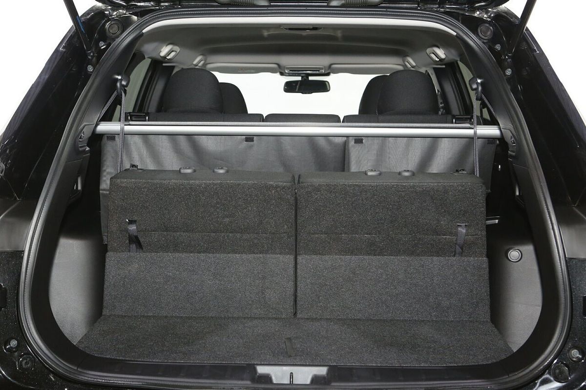 2024 Mitsubishi Outlander LS ZM