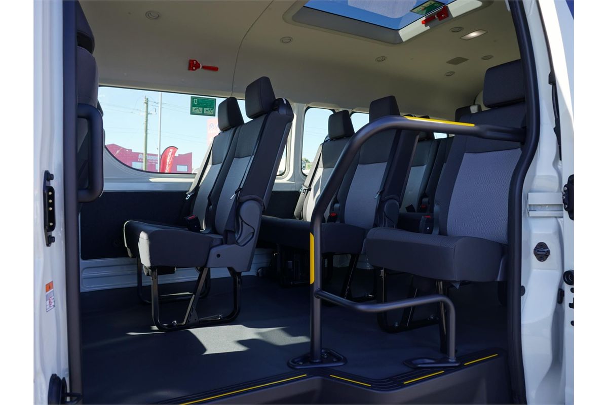 2025 Toyota Hiace Commuter GDH322R ELWB