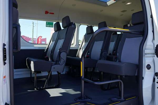 2025 Toyota Hiace Commuter GDH322R ELWB