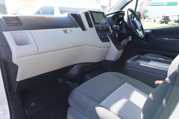 2025 Toyota Hiace Commuter GDH322R ELWB