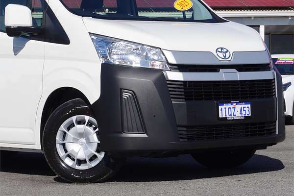 2025 Toyota Hiace Commuter GDH322R ELWB