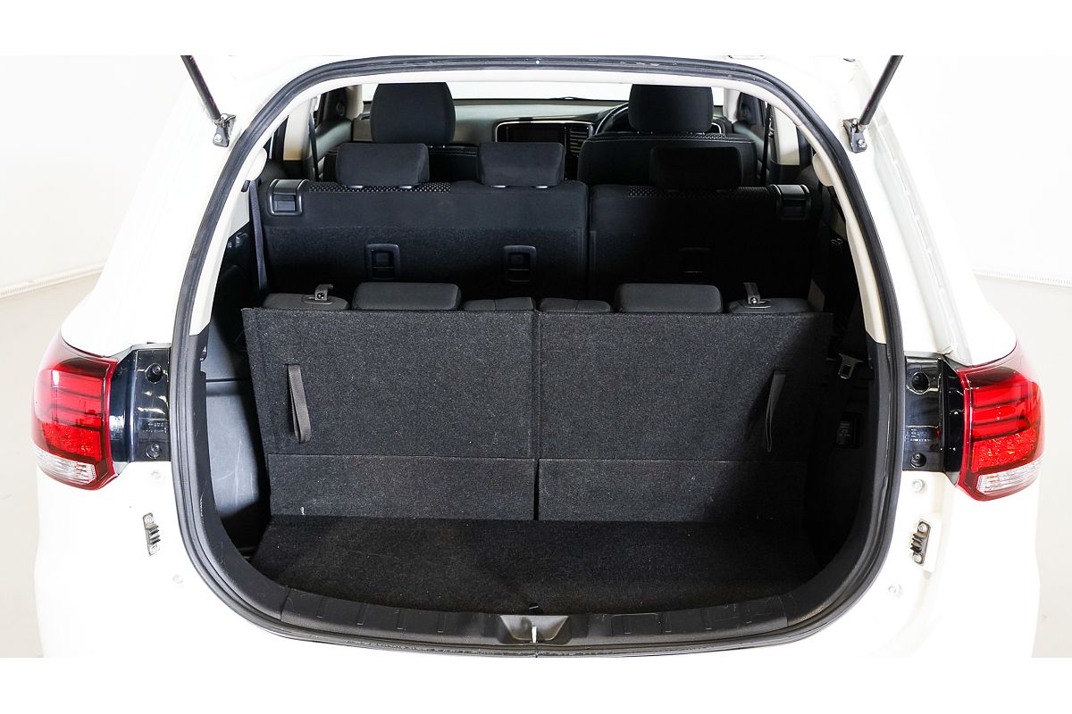 2017 Mitsubishi Outlander LS Safety Pack ZK