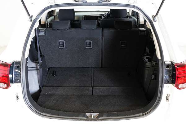 2017 Mitsubishi Outlander LS Safety Pack ZK