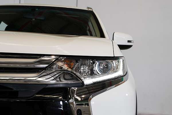 2017 Mitsubishi Outlander LS Safety Pack ZK