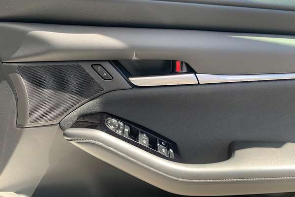 2025 Mazda 3 G20 Pure BP Series
