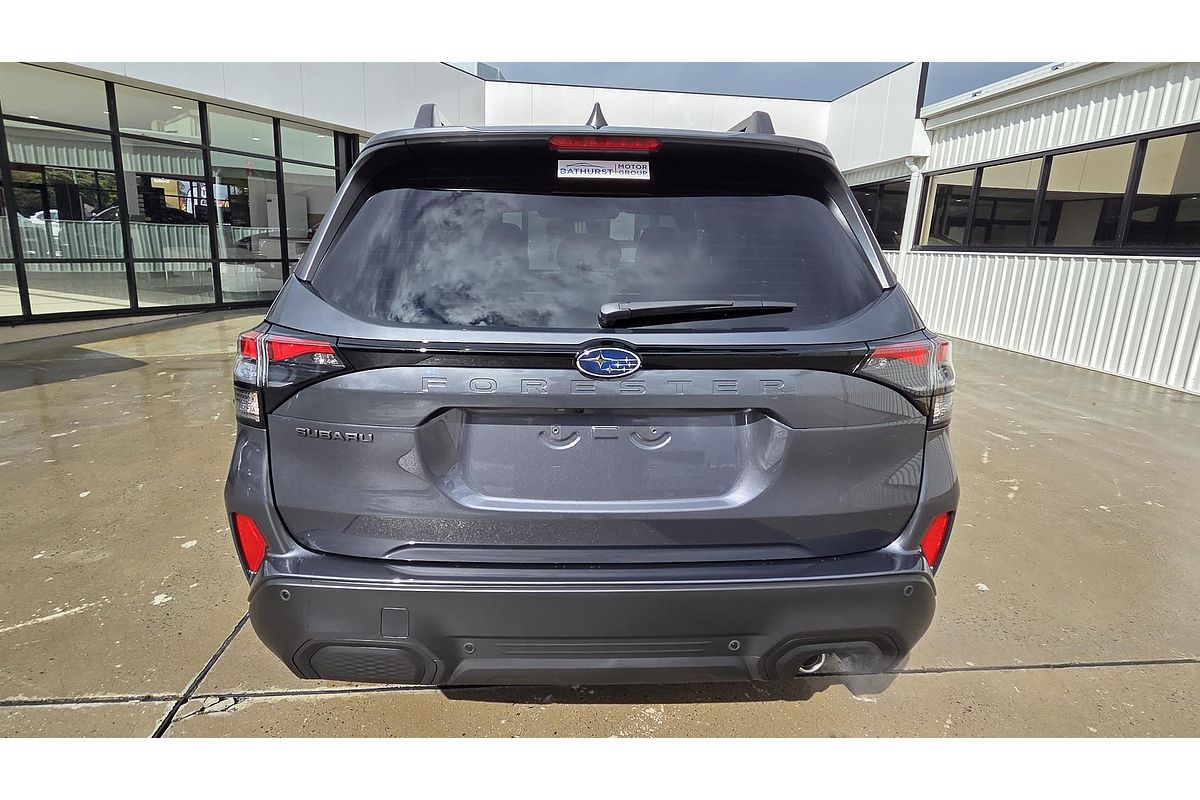 2025 Subaru Forester Premium S6