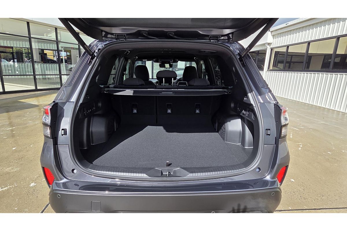 2025 Subaru Forester Premium S6
