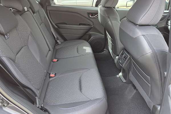 2025 Subaru Forester Premium S6