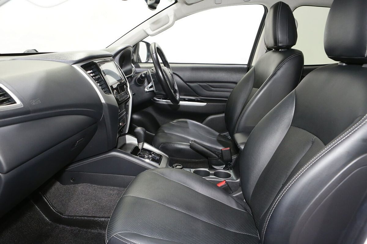 2022 Mitsubishi Triton GSR MR 4X4