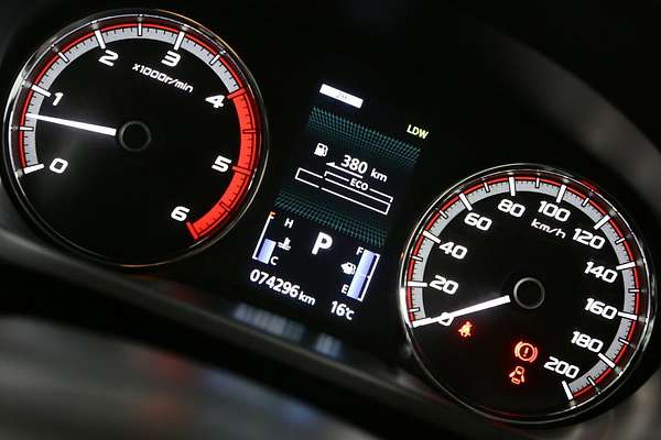 2022 Mitsubishi Triton GSR MR 4X4