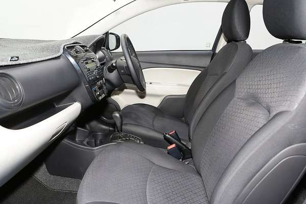 2013 Mitsubishi Mirage ES LA