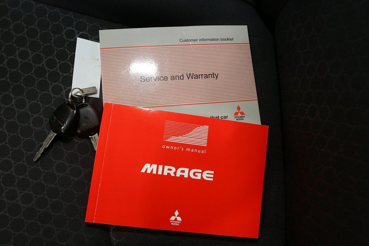 2013 Mitsubishi Mirage ES LA