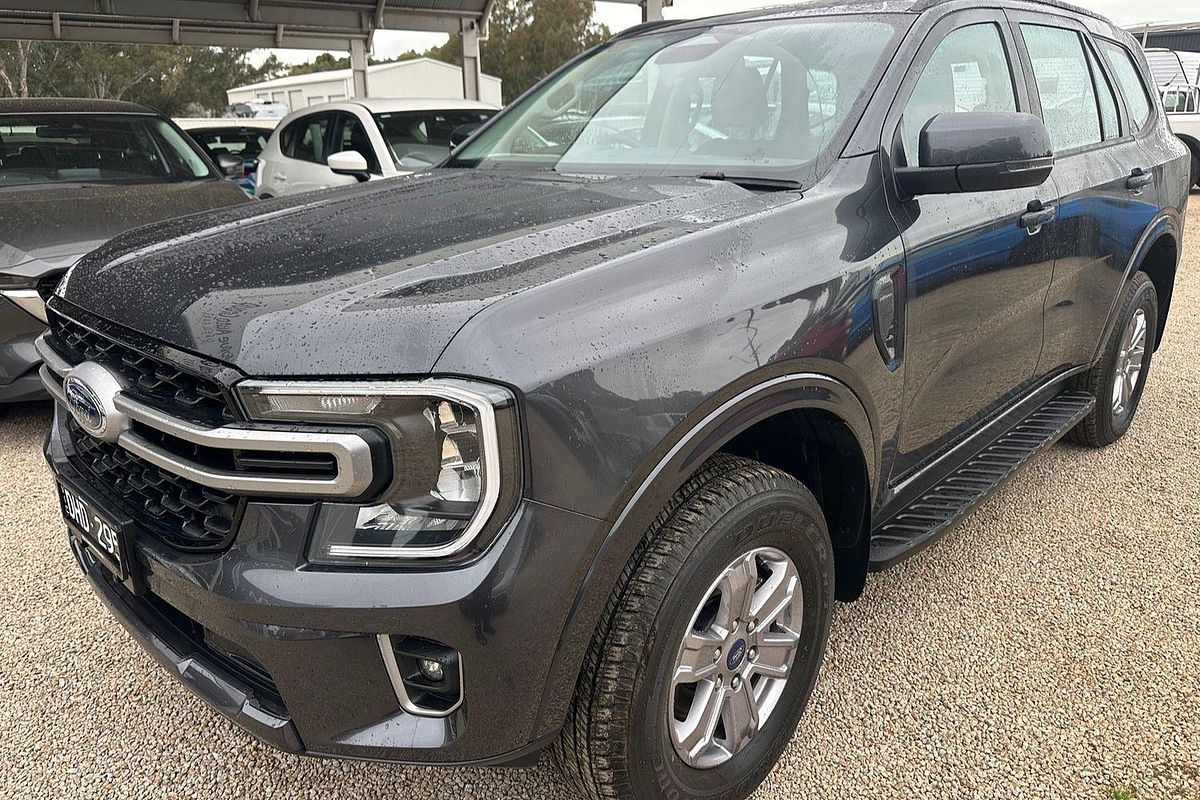 2024 Ford Everest Ambiente 2.0L