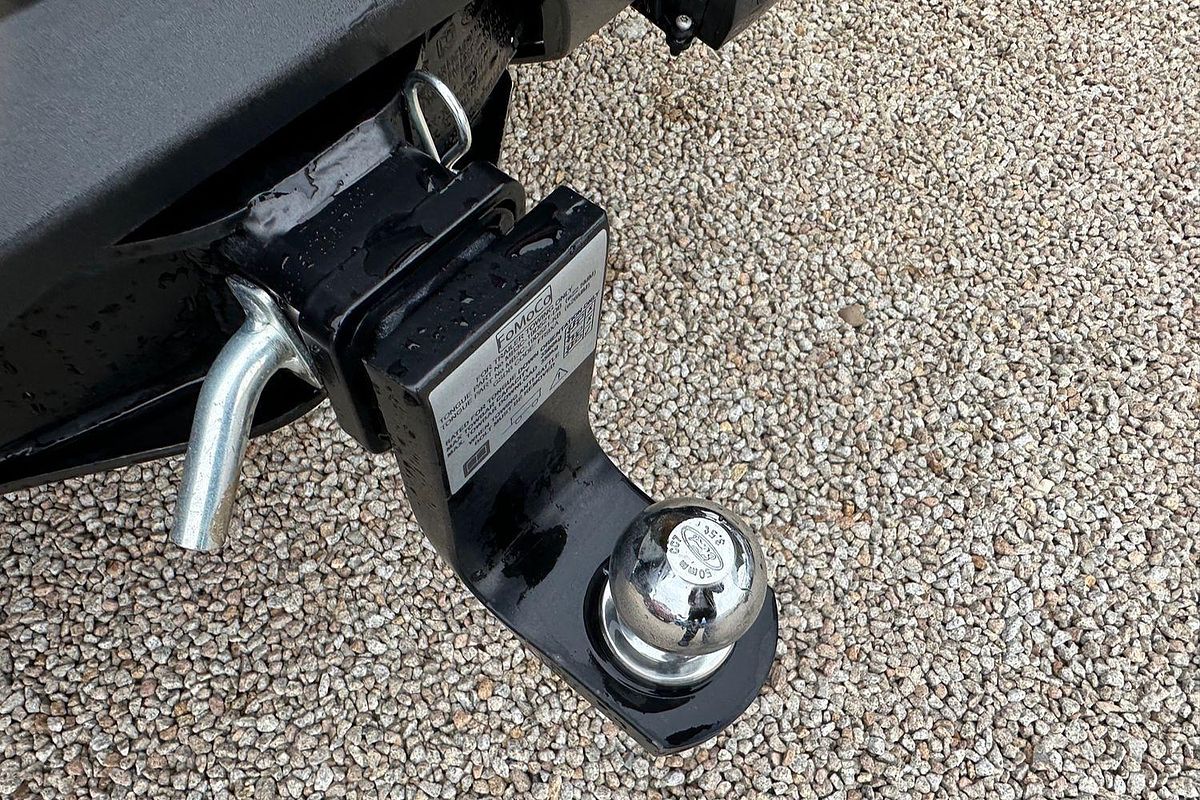2024 Ford Everest Ambiente 2.0L