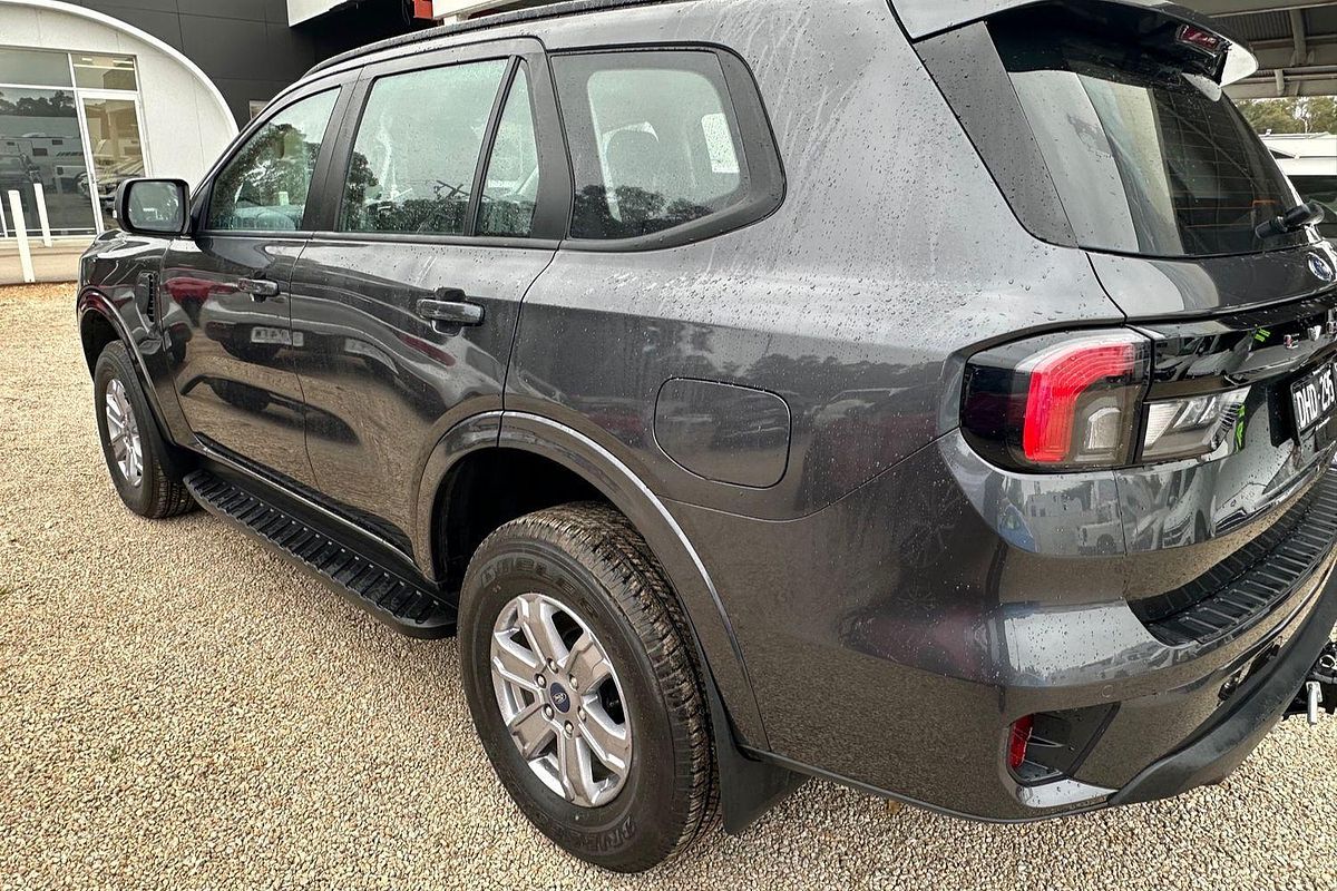 2024 Ford Everest Ambiente 2.0L
