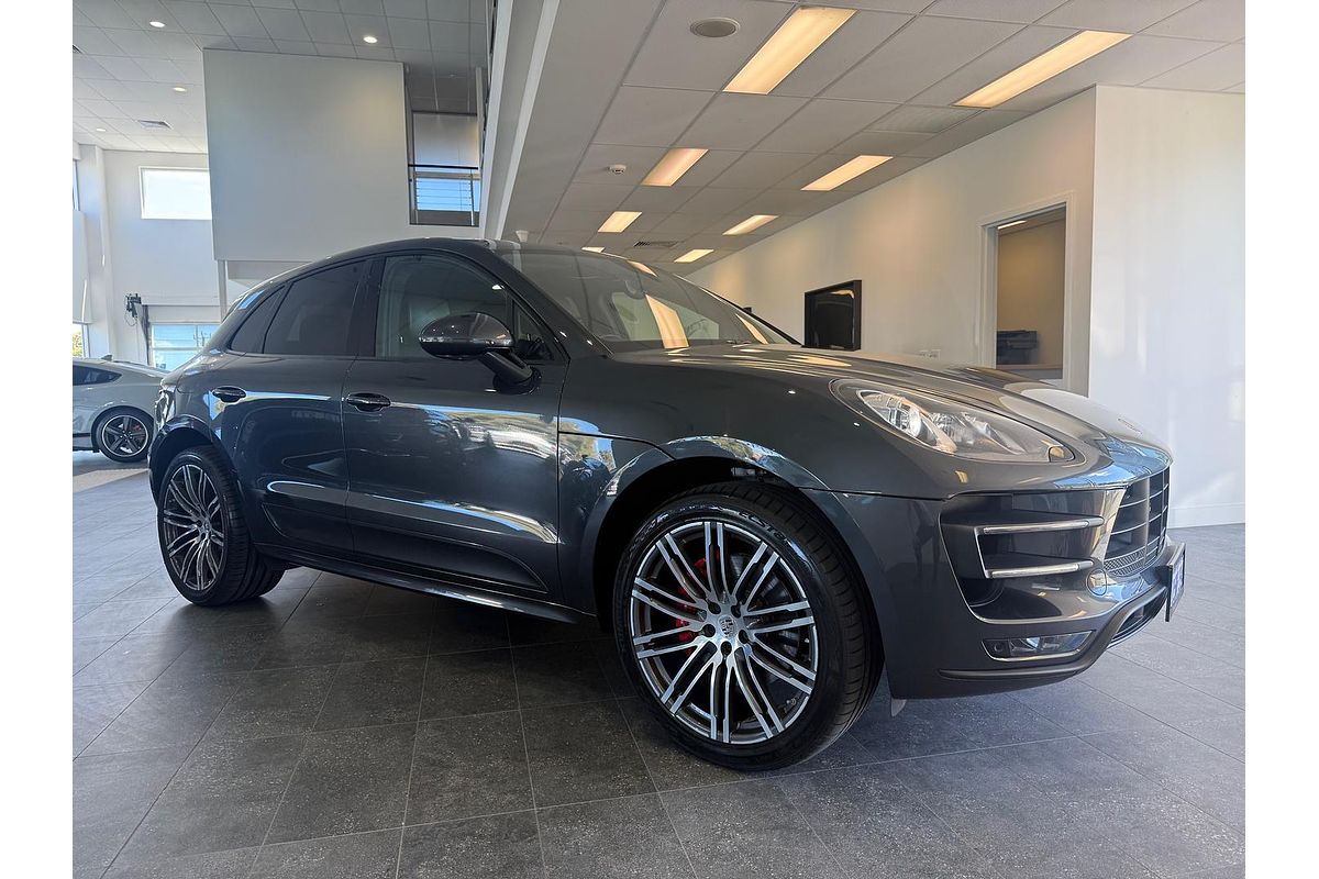 2017 Porsche Macan Turbo 95B