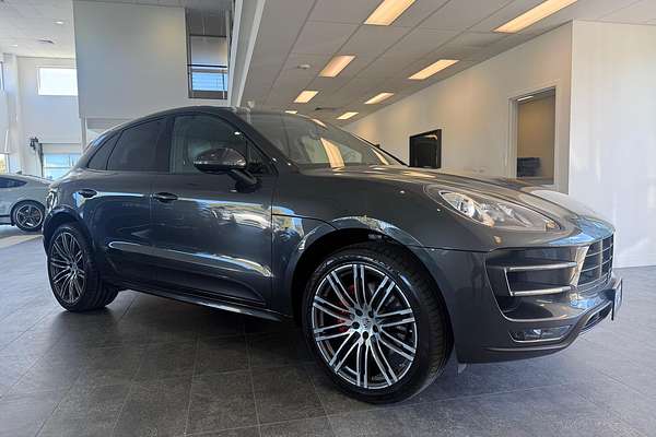 2017 Porsche Macan Turbo 95B