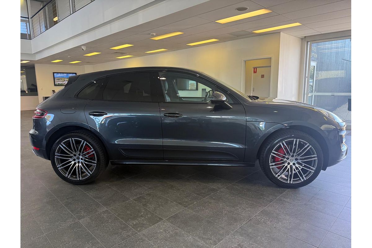 2017 Porsche Macan Turbo 95B