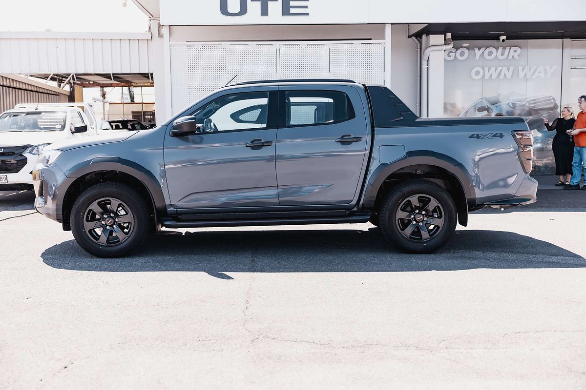 2025 Isuzu D-MAX X-TERRAIN 4X4