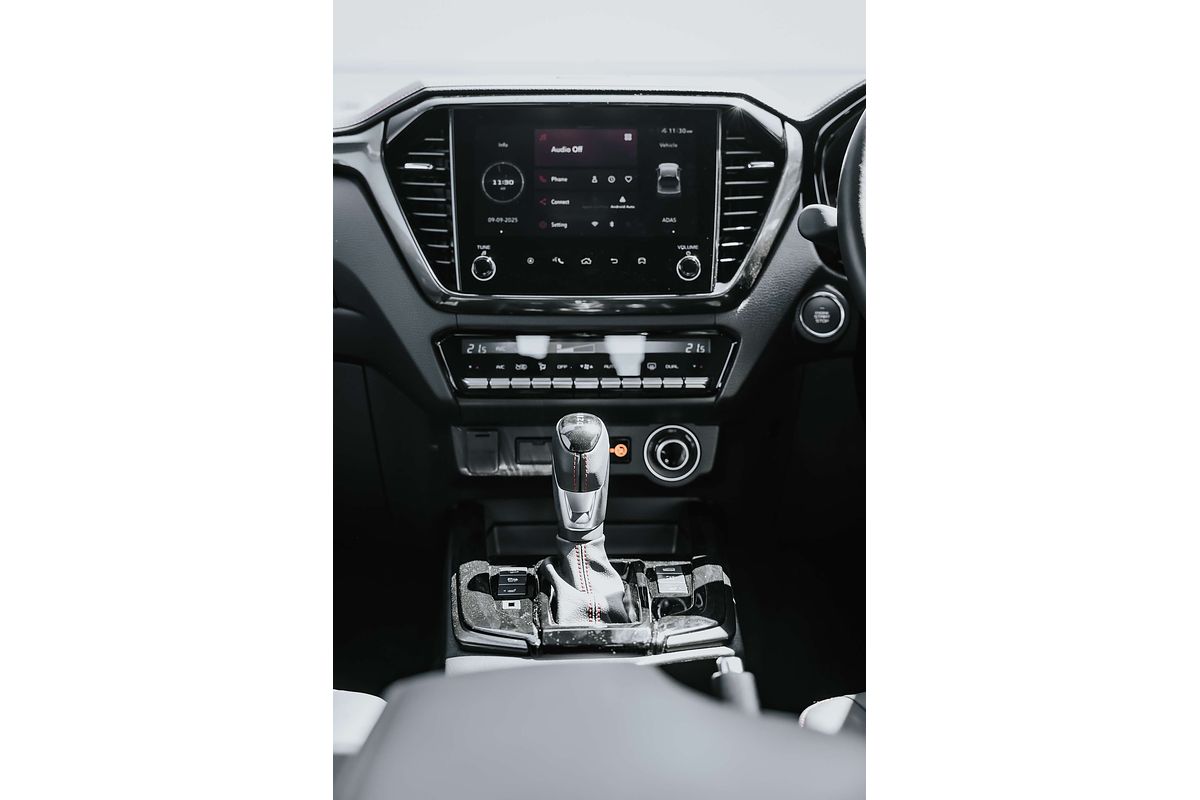 2025 Isuzu D-MAX X-TERRAIN 4X4