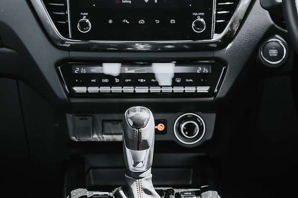 2025 Isuzu D-MAX X-TERRAIN 4X4
