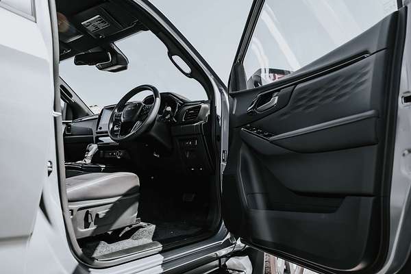 2025 Isuzu D-MAX X-TERRAIN 4X4