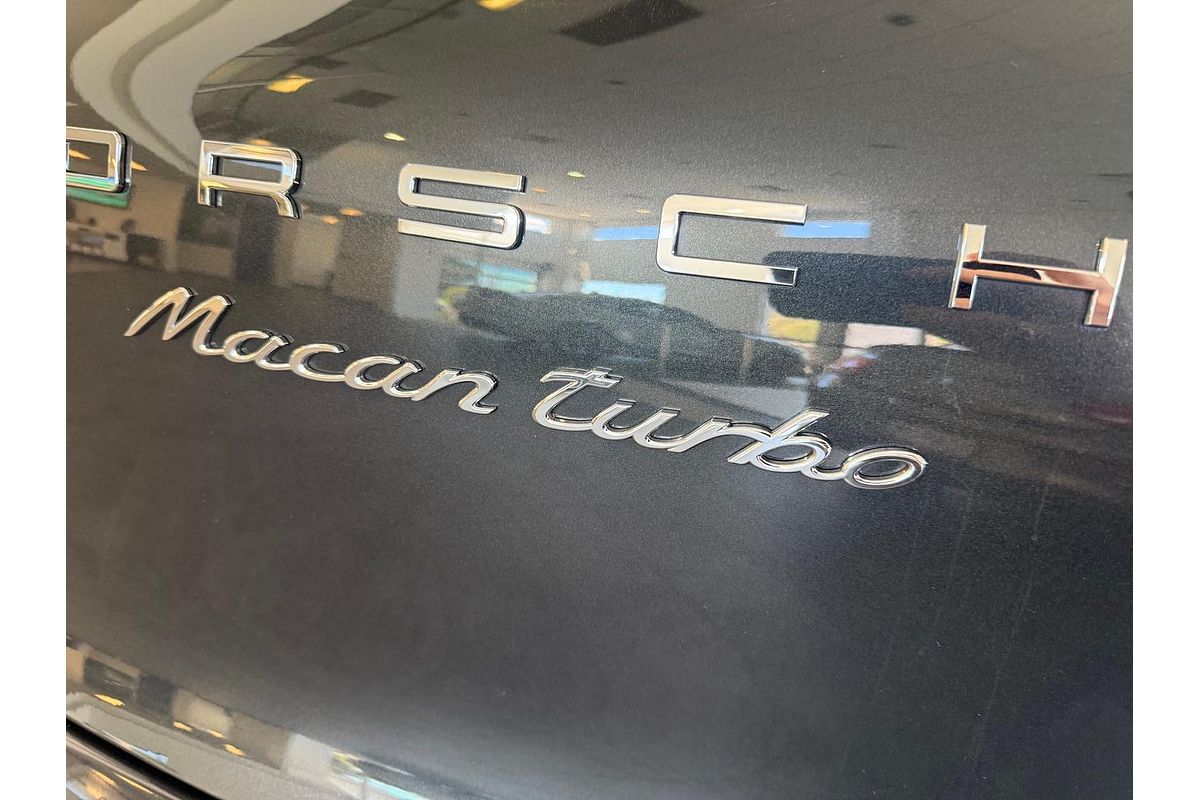 2017 Porsche Macan Turbo 95B